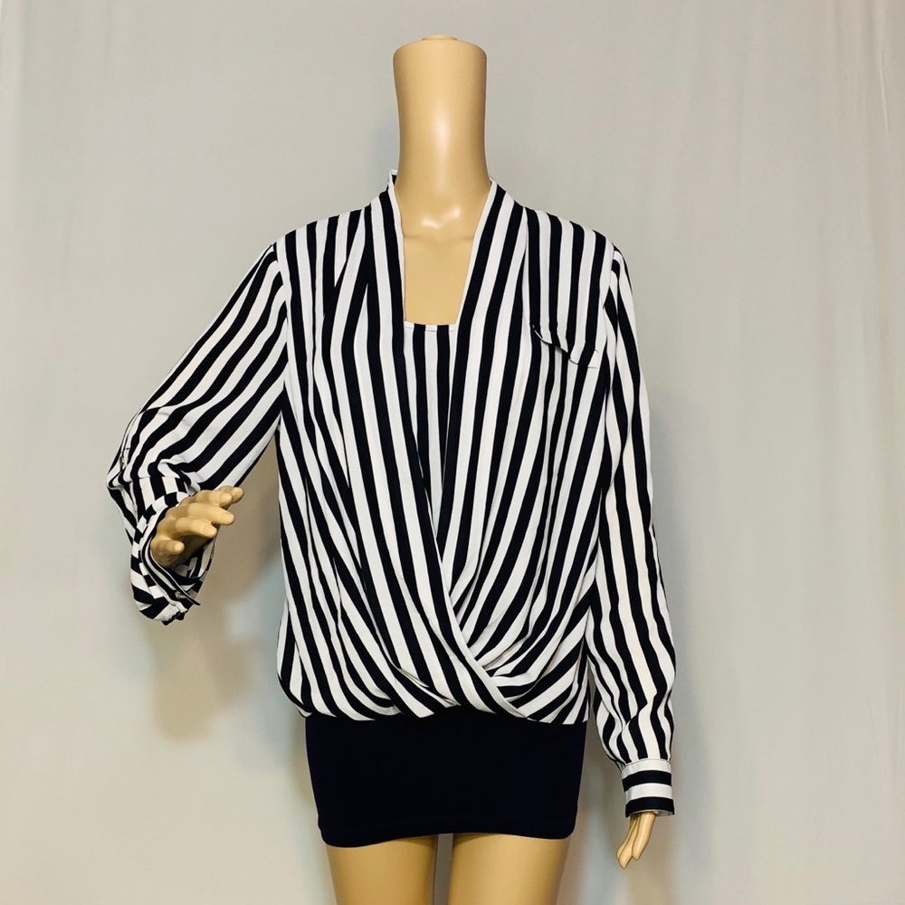 🩷 Alfani Striped Long Sleeve Top